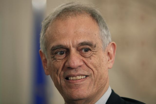 «Πρέπει να βρεθεί λύση…χθες» λέει ο Σαρρής για τη συμφωνία με τη Μόσχα